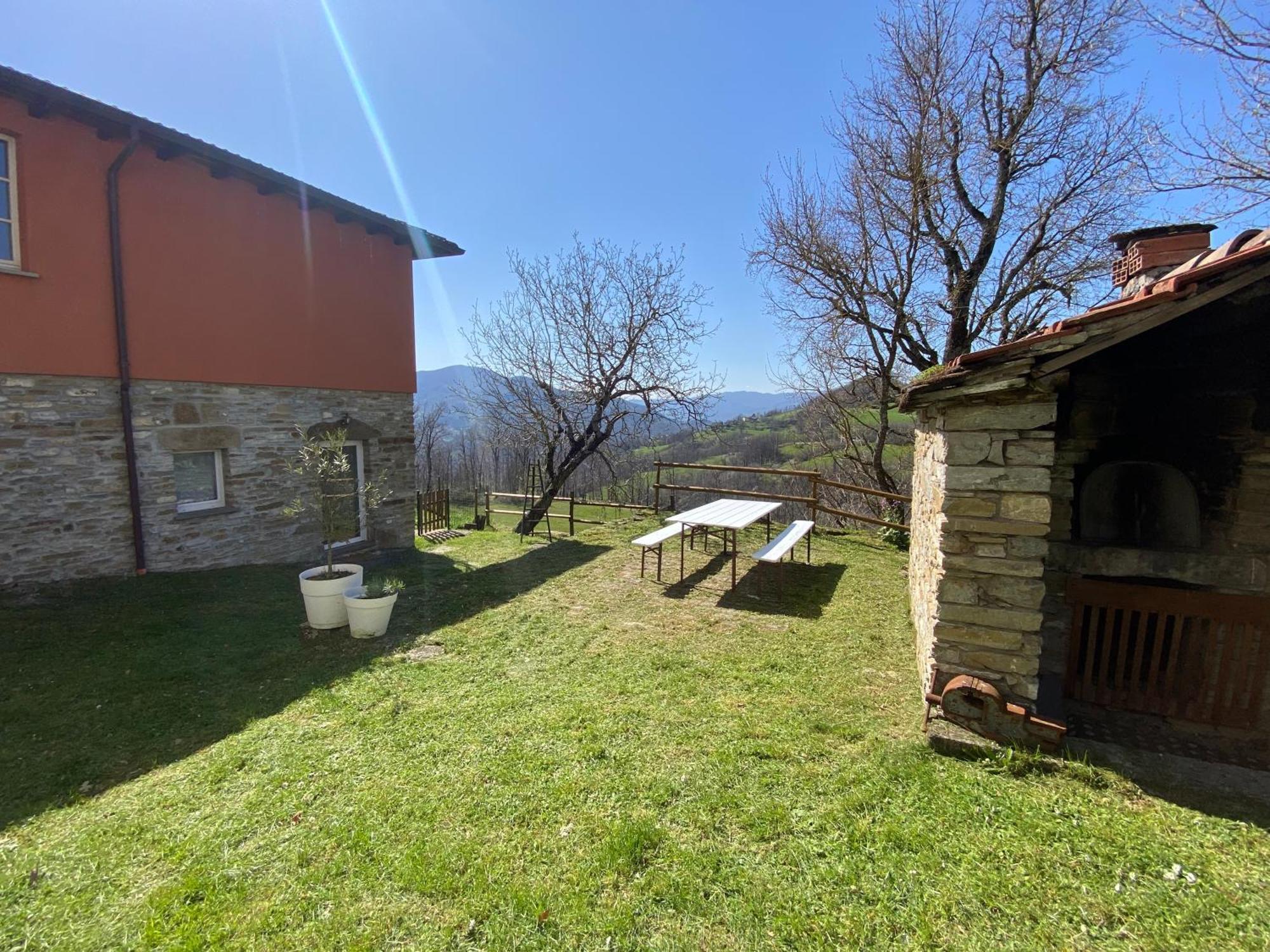 La Lupa E L'Orso Bed & Breakfast Berceto Exterior foto